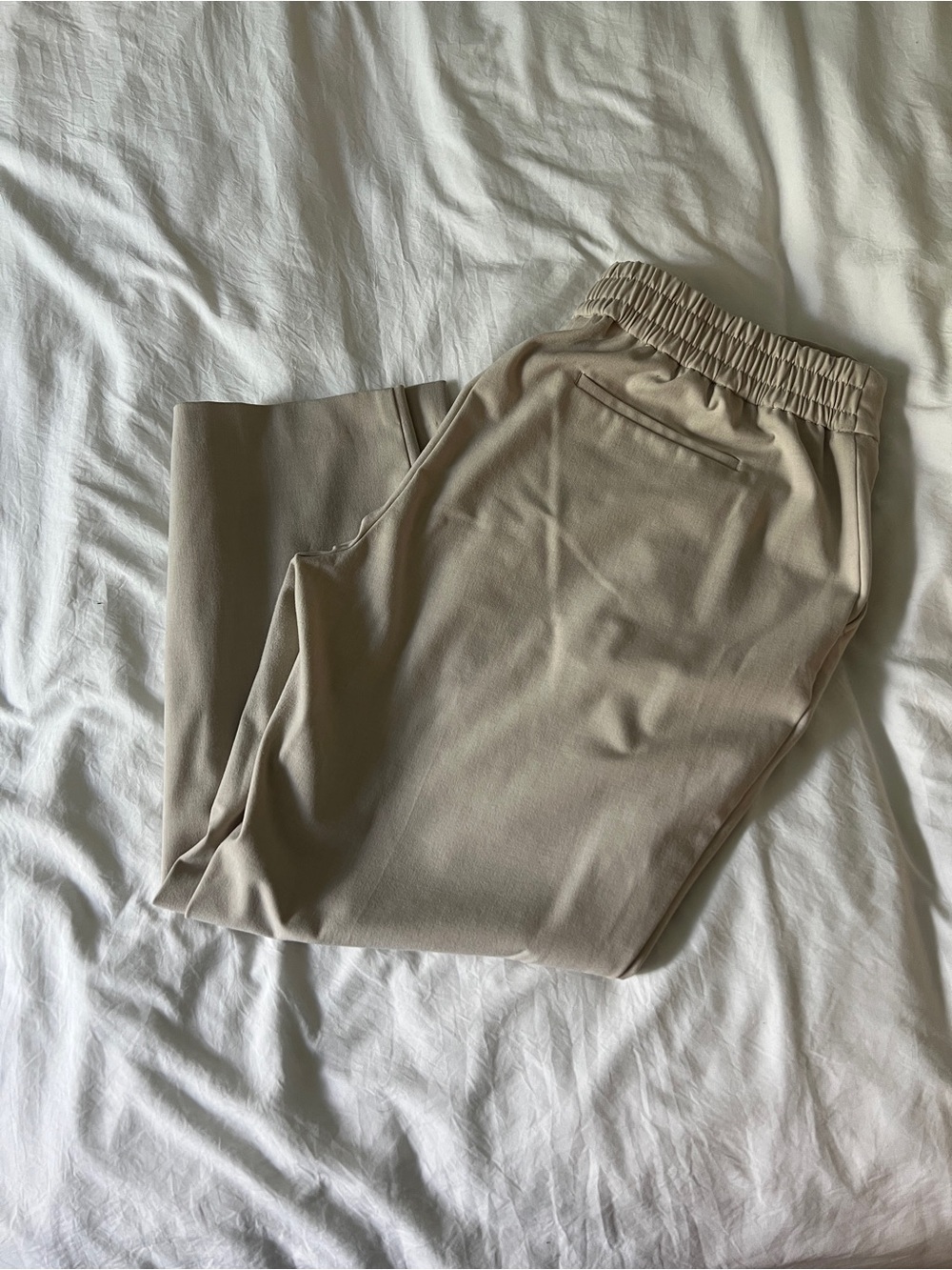 Women’s Elastic-Waist Pants - Beige